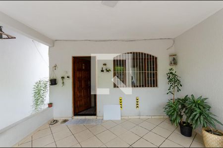 Casa à venda com 220m², 4 quartos e 6 vagasGaragem - casa 1