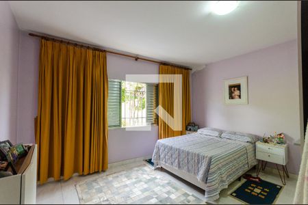 Casa à venda com 220m², 4 quartos e 6 vagasQuarto 3 - casa 1