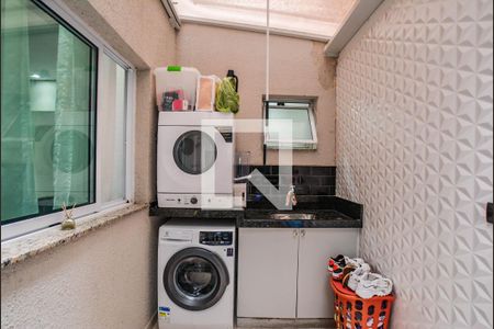 Apartamento à venda com 58m², 2 quartos e 1 vaga Apartamento à venda com 58m², 2 quartos e 1 vagaÁrea de Serviço
