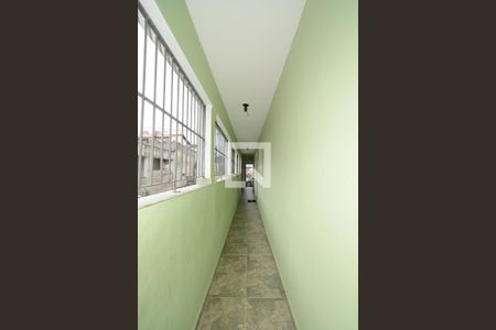 Corredor externo de casa à venda com 3 quartos, 110m² em Vila Campo Grande, São Paulo