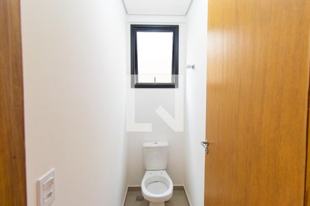 Casa de condomínio para alugar com 135m², 3 quartos e 2 vagas Casa de condomínio para alugar com 135m², 3 quartos e 2 vagasLavabo 2