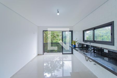 Casa de condomínio para alugar com 135m², 3 quartos e 2 vagas Casa de condomínio para alugar com 135m², 3 quartos e 2 vagasCozinha