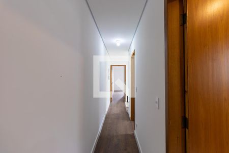 Corredor 2 de casa de condomínio para alugar com 3 quartos, 135m² em Vila Santo Antonio de Carapicuiba, Cotia