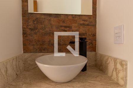 Casa de condomínio para alugar com 135m², 3 quartos e 2 vagas Casa de condomínio para alugar com 135m², 3 quartos e 2 vagasLavabo 2