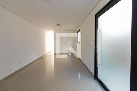 Sala de casa de condomínio para alugar com 3 quartos, 135m² em Vila Santo Antonio de Carapicuiba, Cotia