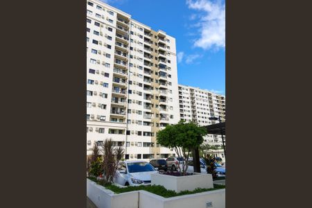 Fachada de apartamento para alugar com 2 quartos, 50m² em Del Castilho, Rio de Janeiro