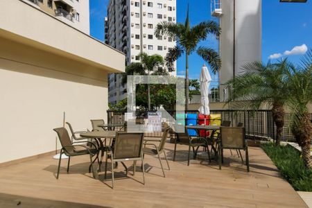 Área comum de apartamento para alugar com 2 quartos, 50m² em Del Castilho, Rio de Janeiro