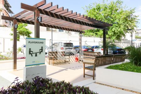 Apartamento para alugar com 50m², 2 quartos e 1 vaga Apartamento para alugar com 50m², 2 quartos e 1 vagaÁrea comum - Playground