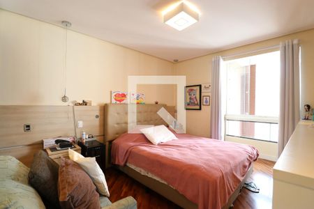 Apartamento à venda com 216m², 3 quartos e 4 vagasSuíte 3