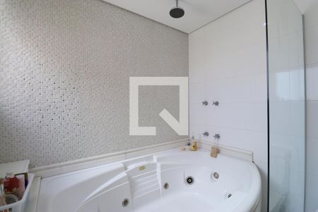 Apartamento à venda com 216m², 3 quartos e 4 vagasBanheiro da Suíte 3