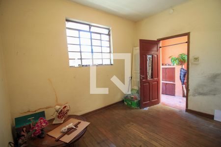 Casa à venda com 350m², 3 quartos e sem vaga Casa à venda com 350m², 3 quartos e sem vagaQuarto de Serviço