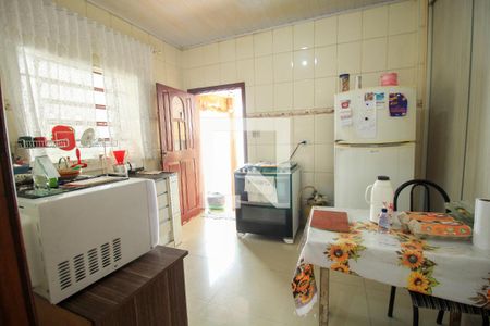 Casa à venda com 350m², 3 quartos e sem vaga Casa à venda com 350m², 3 quartos e sem vagaCozinha