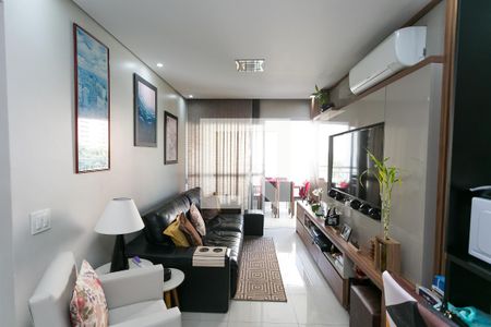 Sala de apartamento à venda com 3 quartos, 83m² em Jardim Umarizal, São Paulo