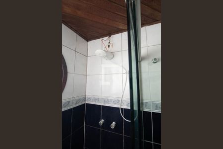 Casa à venda com 188m², 4 quartos e 3 vagas Casa à venda com 188m², 4 quartos e 3 vagasBanheiro 1