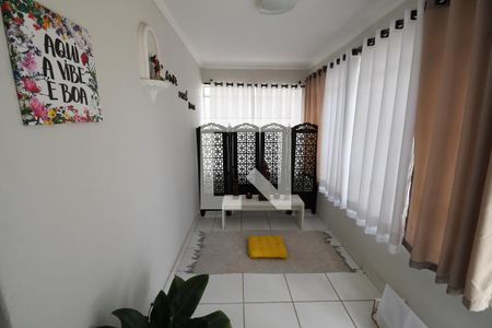 Casa à venda com 263m², 3 quartos e 2 vagasÁrea Externa