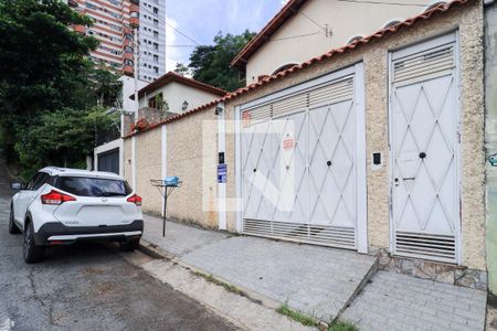 Casa à venda com 173m², 3 quartos e 3 vagasFachada