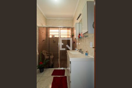 Casa à venda com 173m², 3 quartos e 3 vagasBanheiro