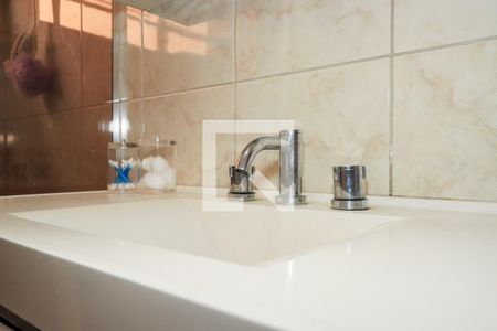 Casa à venda com 173m², 3 quartos e 3 vagasBanheiro