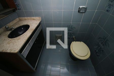 Casa à venda com 200m², 3 quartos e 3 vagasBanheiro Social 2
