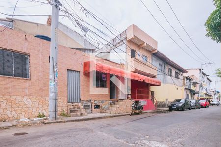 Casa para alugar com 25m², 1 quarto e sem vaga Casa para alugar com 25m², 1 quarto e sem vagaFachada
