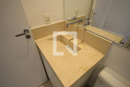 Apartamento para alugar com 75m², 2 quartos e 2 vagasBanheiro