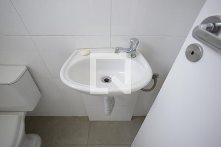 Apartamento para alugar com 75m², 2 quartos e 2 vagasBanheiro de Serviço