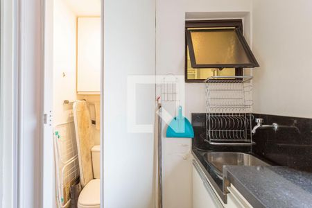 Apartamento para alugar com 125m², 3 quartos e 2 vagas Apartamento para alugar com 125m², 3 quartos e 2 vagasBanheiro de serviço