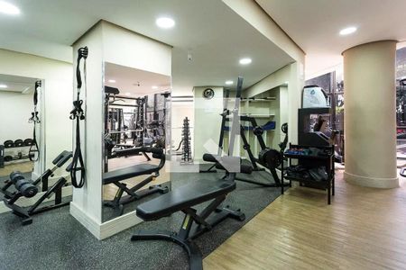 Apartamento para alugar com 125m², 3 quartos e 2 vagas Apartamento para alugar com 125m², 3 quartos e 2 vagasÁrea comum - Academia