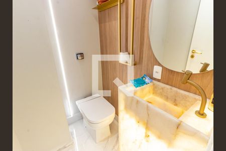 Apartamento à venda com 136m², 3 quartos e sem vaga Apartamento à venda com 136m², 3 quartos e sem vagaLavabo