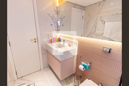 Apartamento à venda com 136m², 3 quartos e sem vaga Apartamento à venda com 136m², 3 quartos e sem vagaBanheiro