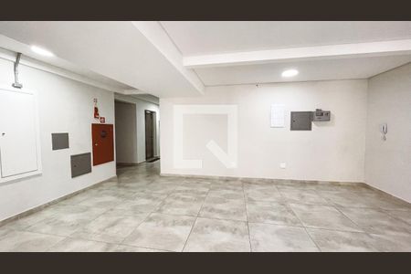 Apartamento para alugar com 47m², 2 quartos e 1 vaga Apartamento para alugar com 47m², 2 quartos e 1 vagaHall de entrada