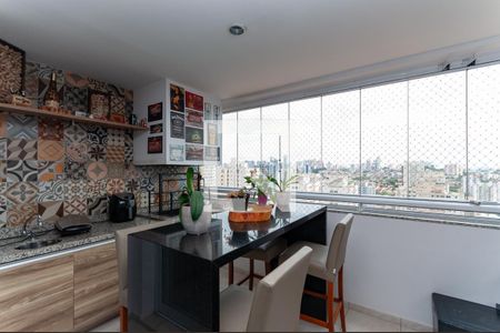 Apartamento à venda com 180m², 3 quartos e 4 vagasVaranda Gourmet