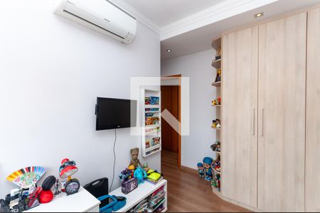 Apartamento à venda com 180m², 3 quartos e 4 vagasSuíte