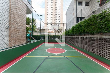 Apartamento à venda com 180m², 3 quartos e 4 vagasÁrea comum - Quadra Esportiva