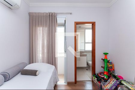 Apartamento à venda com 180m², 3 quartos e 4 vagasSuíte 2