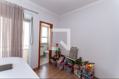 Apartamento à venda com 180m², 3 quartos e 4 vagasSuíte 2