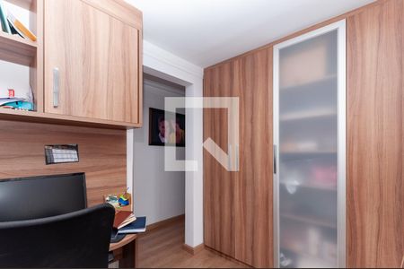 Apartamento à venda com 180m², 3 quartos e 4 vagasEscritório