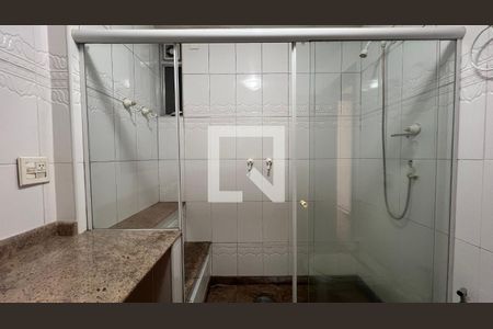 Apartamento à venda com 110m², 2 quartos e 1 vaga Apartamento à venda com 110m², 2 quartos e 1 vagaBanheiro