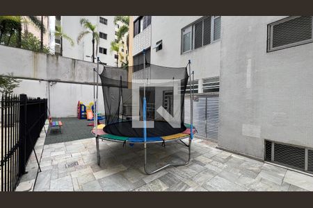 Apartamento à venda com 110m², 2 quartos e 1 vaga Apartamento à venda com 110m², 2 quartos e 1 vagaPlayground