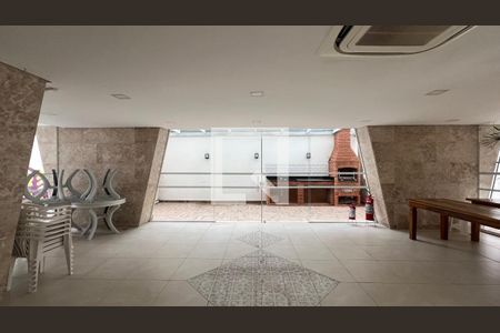 Apartamento à venda com 110m², 2 quartos e 1 vaga Apartamento à venda com 110m², 2 quartos e 1 vagaSalão de Festas