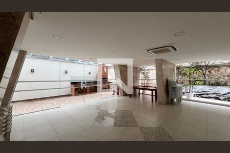 Apartamento à venda com 110m², 2 quartos e 1 vaga Apartamento à venda com 110m², 2 quartos e 1 vagaSalão de Festas