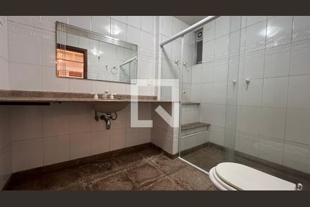 Apartamento à venda com 110m², 2 quartos e 1 vaga Apartamento à venda com 110m², 2 quartos e 1 vagaBanheiro