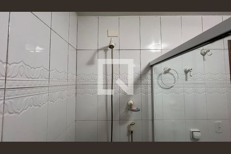 Apartamento à venda com 110m², 2 quartos e 1 vaga Apartamento à venda com 110m², 2 quartos e 1 vagaBanheiro