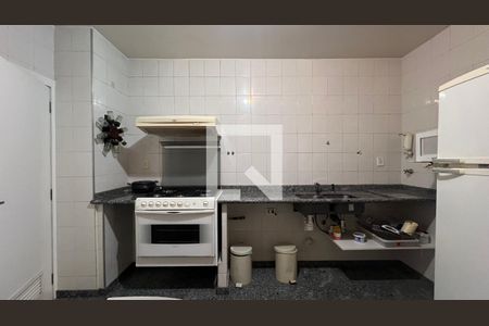 Apartamento à venda com 110m², 2 quartos e 1 vaga Apartamento à venda com 110m², 2 quartos e 1 vagaCozinha