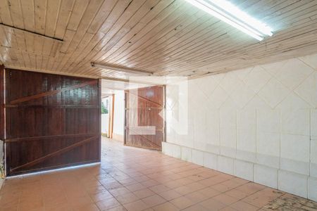 Casa à venda com 185m², 2 quartos e 2 vagas Casa à venda com 185m², 2 quartos e 2 vagasGaragem
