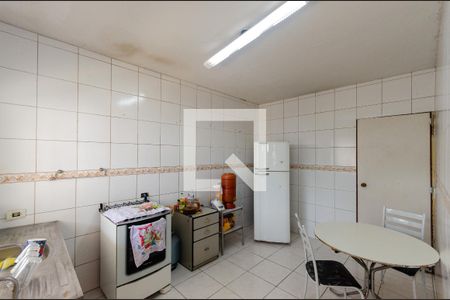 Casa à venda com 150m², 3 quartos e 2 vagasCozinha