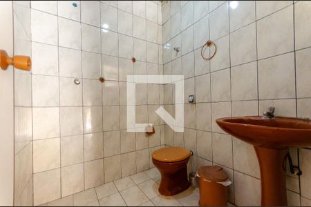 Casa à venda com 150m², 3 quartos e 2 vagasBanheiro 2