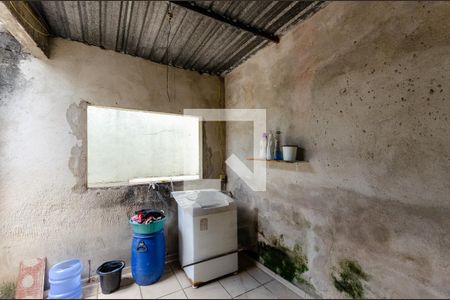 Casa à venda com 150m², 3 quartos e 2 vagasLavanderia 2