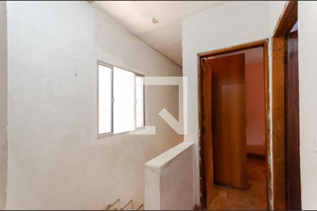 Casa à venda com 150m², 3 quartos e 2 vagasCorredor