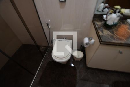 Casa de condomínio à venda com 800m², 4 quartos e 1 vagaBanheiro 2